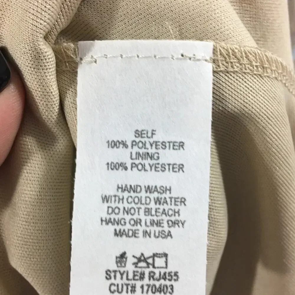 By Together Women's Floral Top Size Medium - Picture 6 of 8